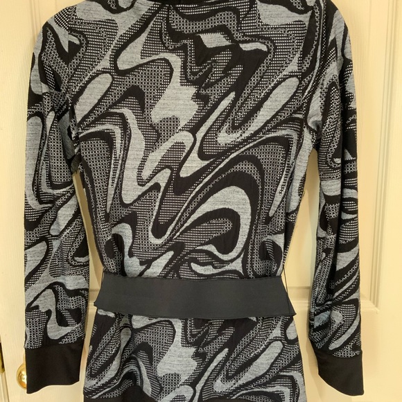 Frank Lyman Belted Tunic - Picture 2 of 3